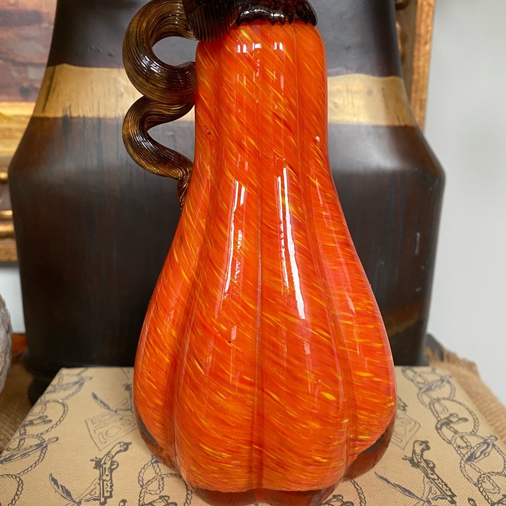 Adorable Glass Pumpkin decor - Picture 5 of 9